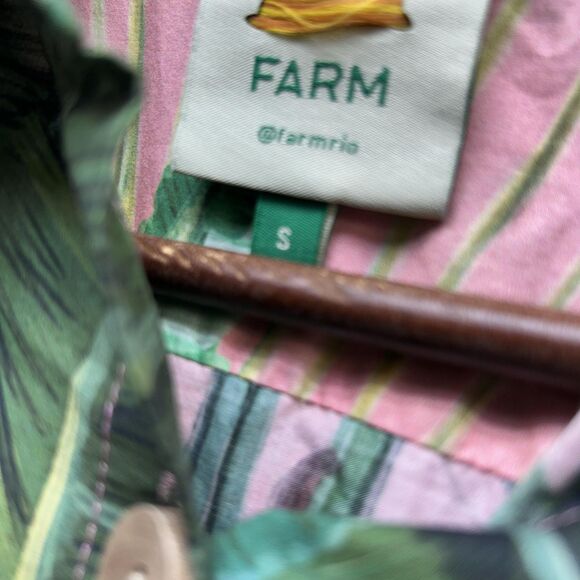 Farm Rio Shirt Womens Small Pink Green Tropical Leaf Ruffle Pom Pom Button Boho - Picture 3 of 9